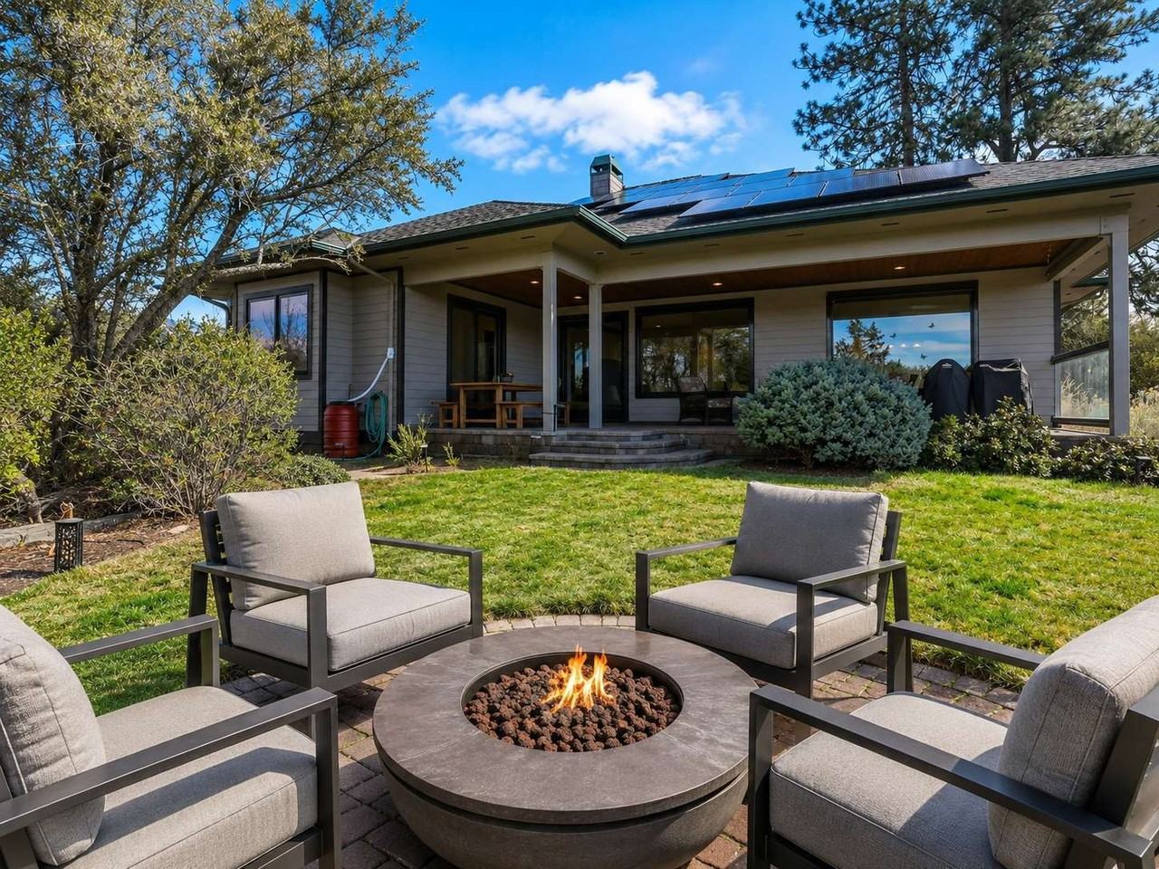 26 Nw Shasta Pl - Photo 3 of 50