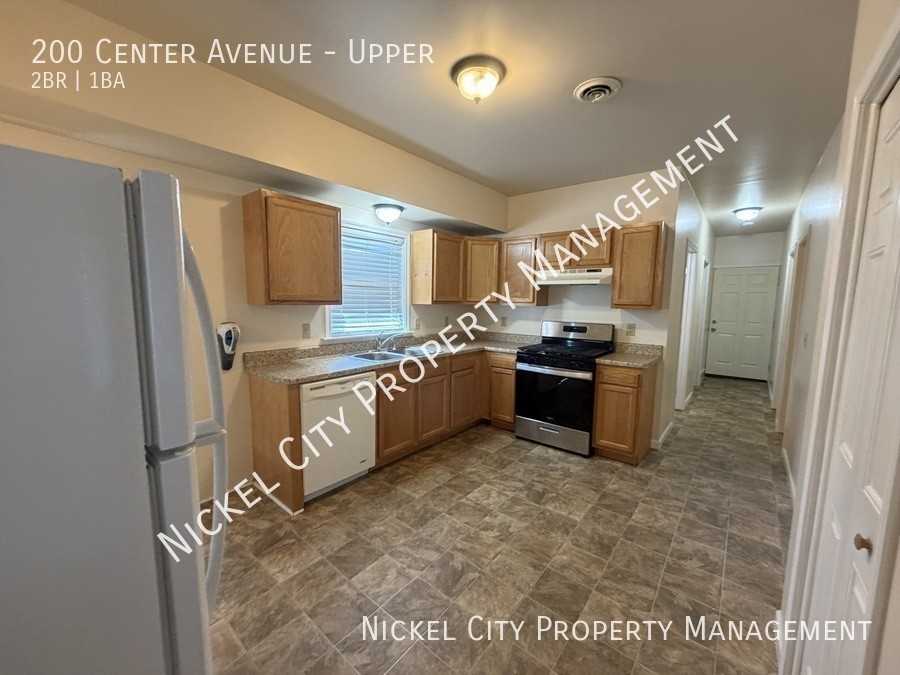 200 Center Ave - Photo 6 of 9
