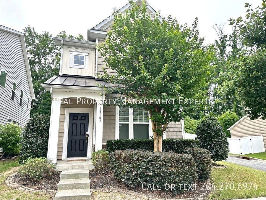 13102 Heath Grove Dr - Photo 3 of 20