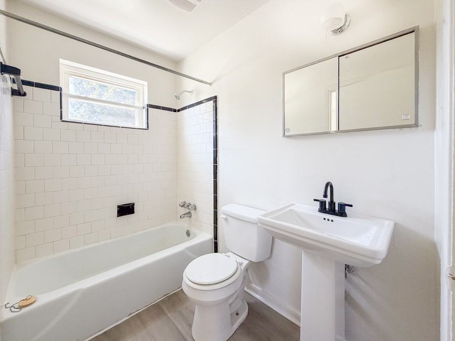 7811 Maris Rd #7811 - Photo 3 of 12