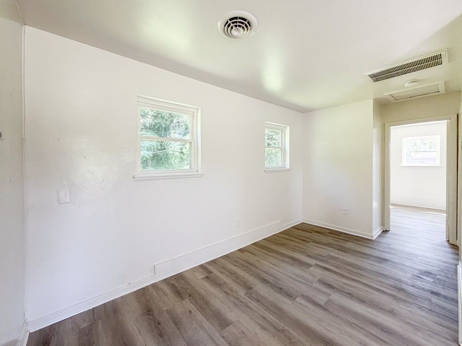 2507 Noel St #2507 - Photo 7 of 15