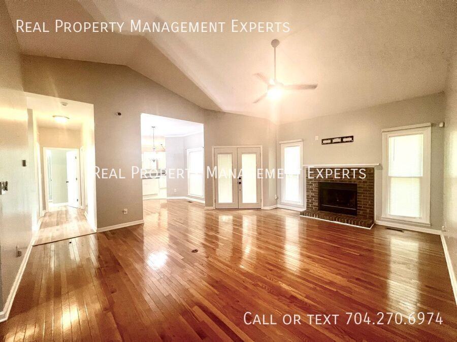 7301 Gilead Rd - Photo 4 of 18