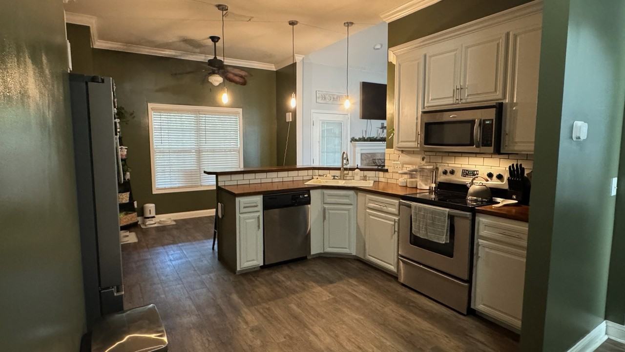 4301 Summer Hill Pl #NA - Photo 2 of 20