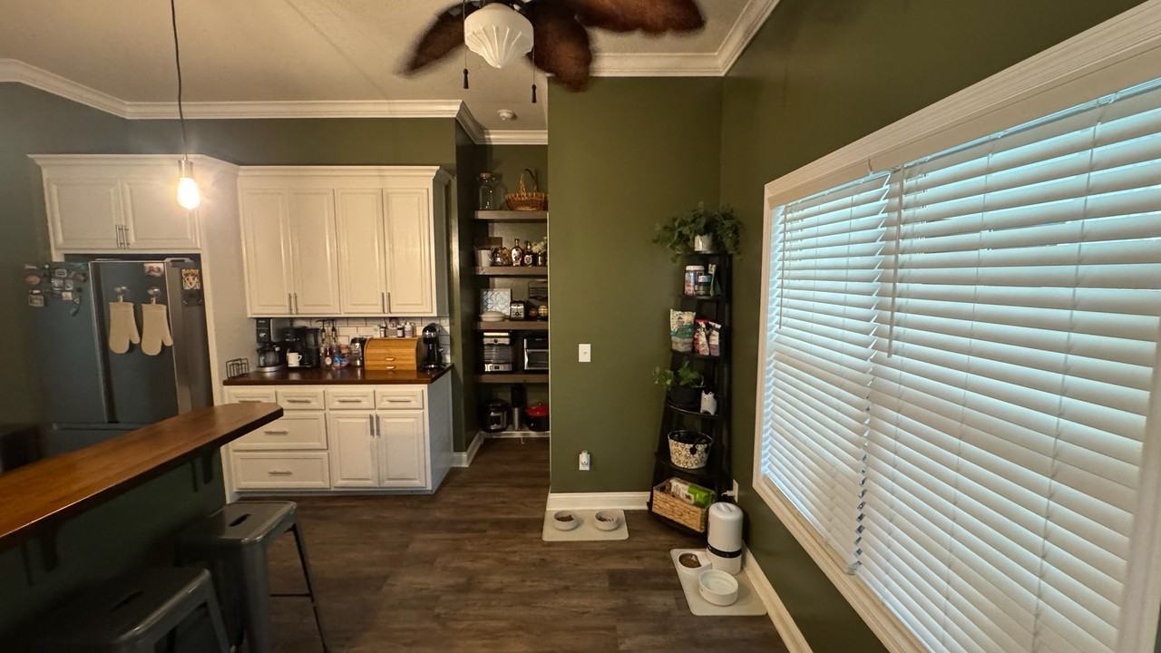 4301 Summer Hill Pl #NA - Photo 3 of 20