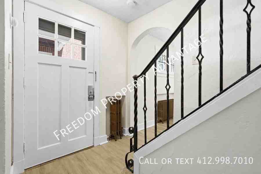 761 Shady Dr E - Photo 3 of 36