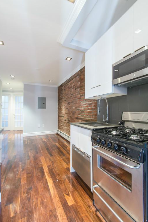 120 Ridge St #4 - Photo 3 of 8