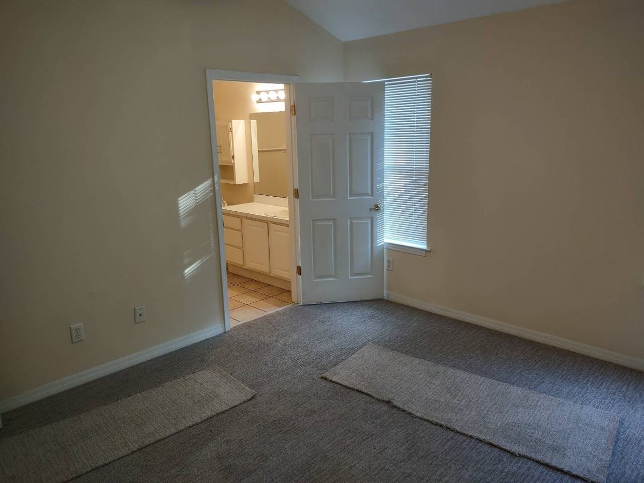2418 Hydrangea St #NA - Photo 7 of 11
