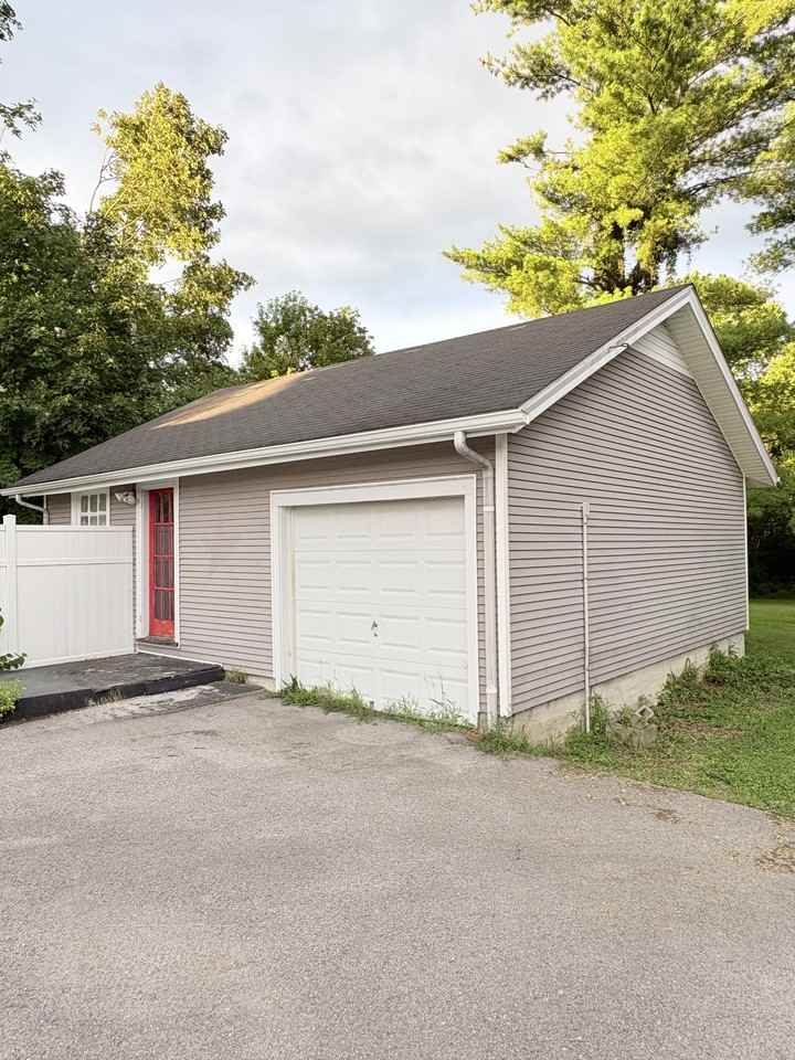 140 Highland Ave #NA - Photo 3 of 21