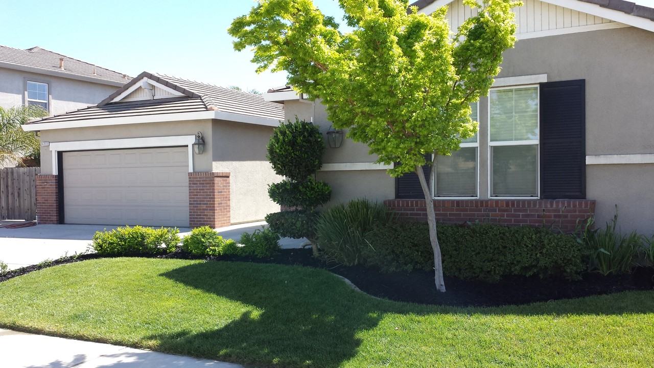 690 Bodeson Ct #NA - Photo 2 of 12