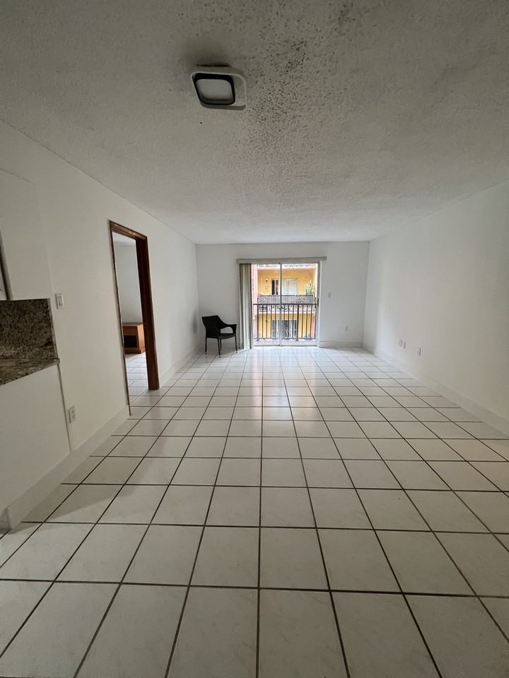 4803 Nw 7th St #201 - Photo 5 of 20