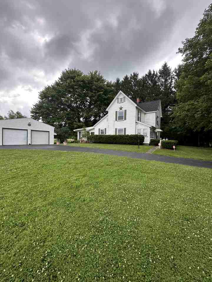 2445 Newton Tomlinson Rd #NA - Photo 2 of 10