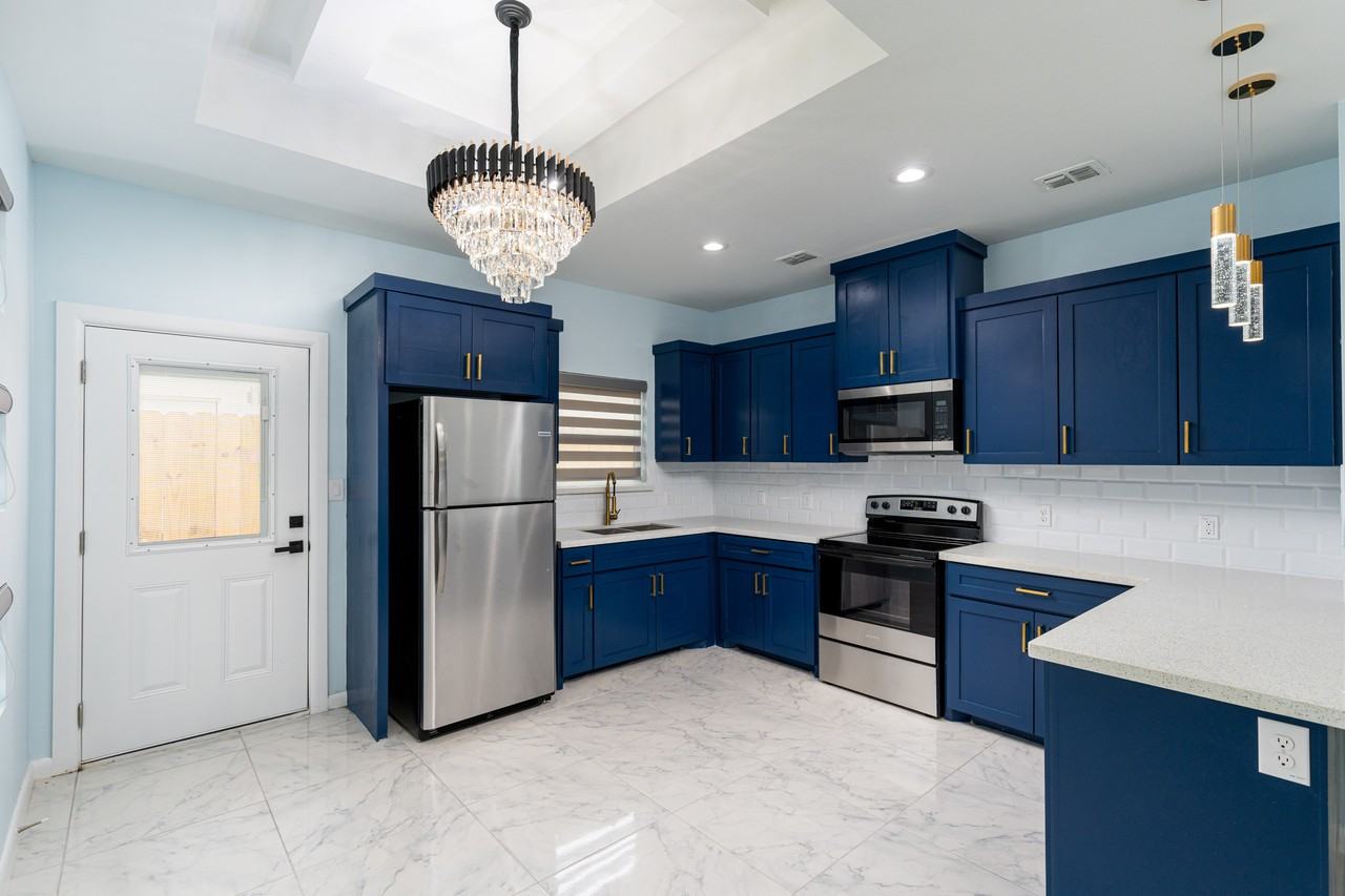 1707 Angelina Dr #NA - Photo 3 of 12