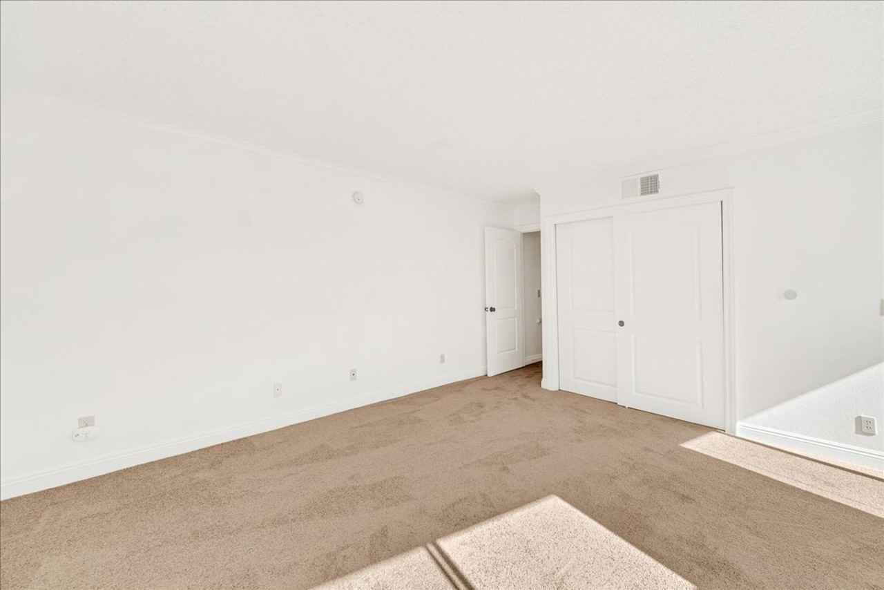 18620 Burbank Blvd #104 - Photo 6 of 15