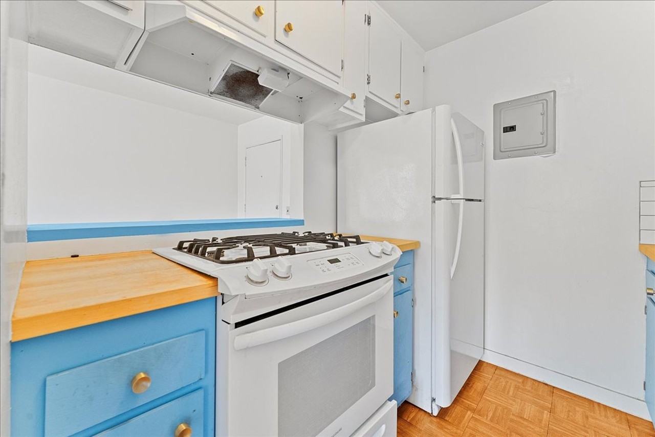 4909 Sycamore Ter #10 - Photo 2 of 15