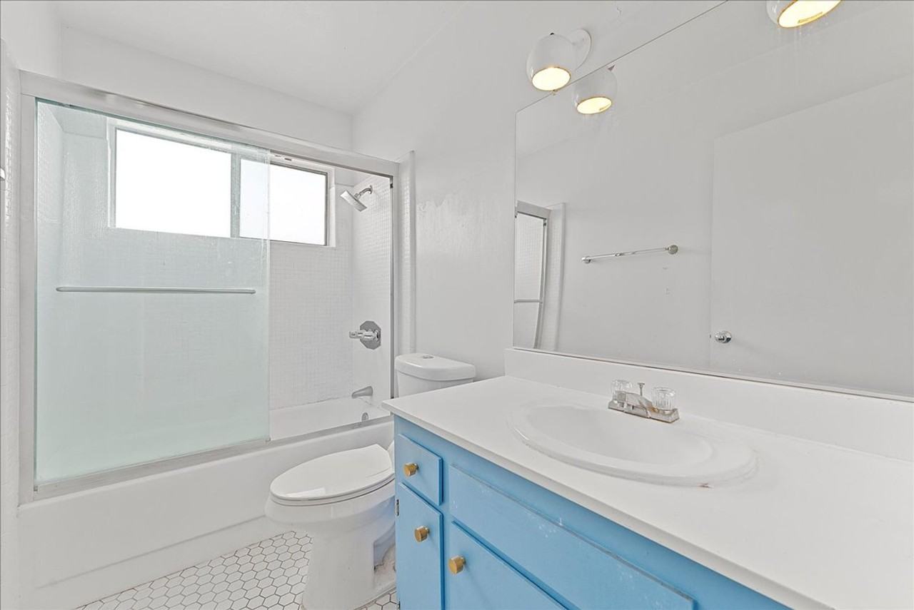 4909 Sycamore Ter #10 - Photo 7 of 15