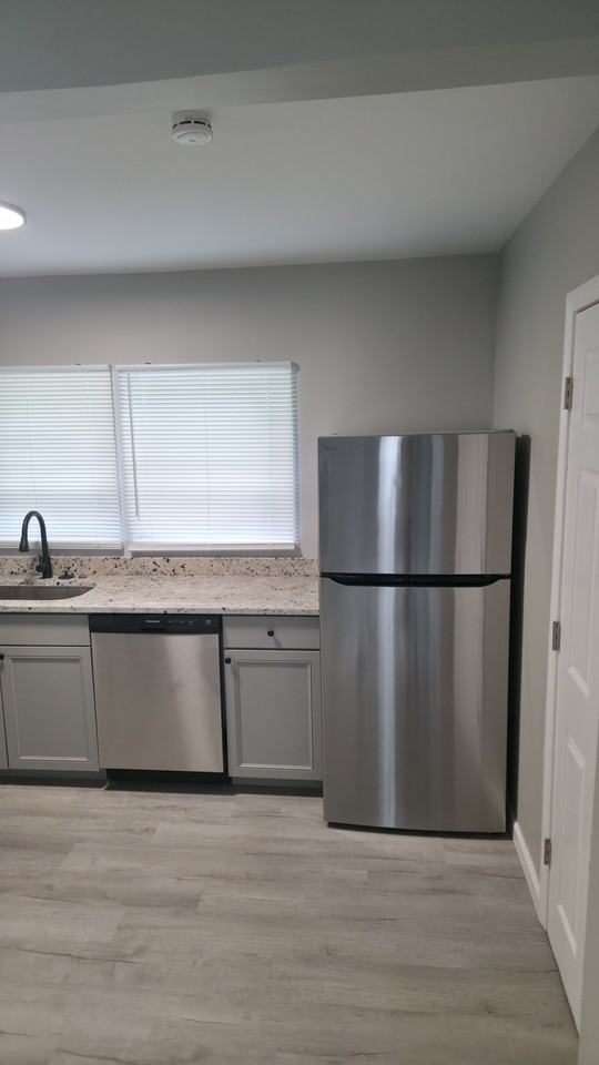 206 Garfield Dr #NA - Photo 3 of 16