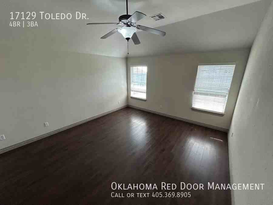 17129 Toledo Dr - Photo 4 of 11