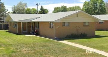 featured image of 121 Valentine Ln