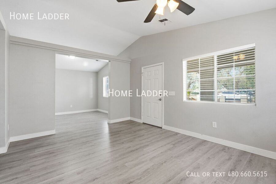 62 N Vista Ave - Photo 4 of 31