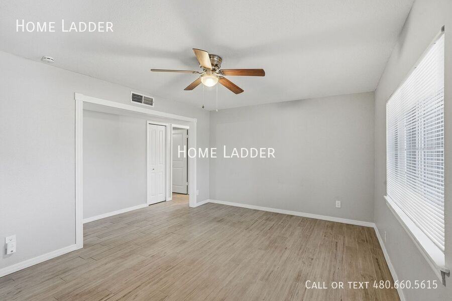 300 S Monterey St - Photo 3 of 29