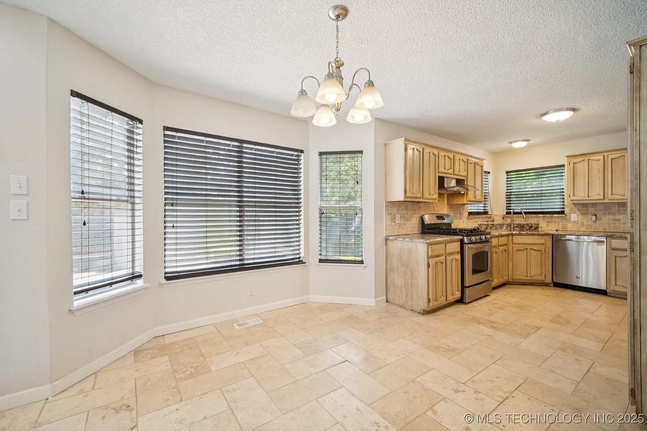 6603 S 107th East Ave #NA - Photo 5 of 31