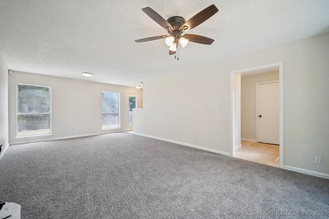 6603 S 107th East Ave #NA - Photo 7 of 31