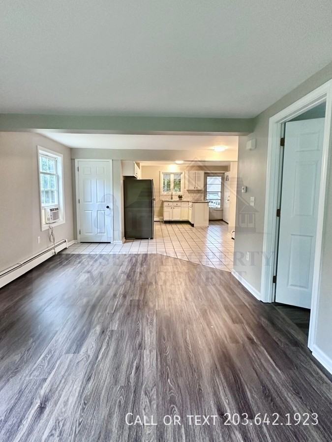 68 Lake St 1st Fl - Photo 2 of 11