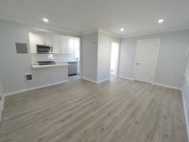 featured image of 1925 10th St #12