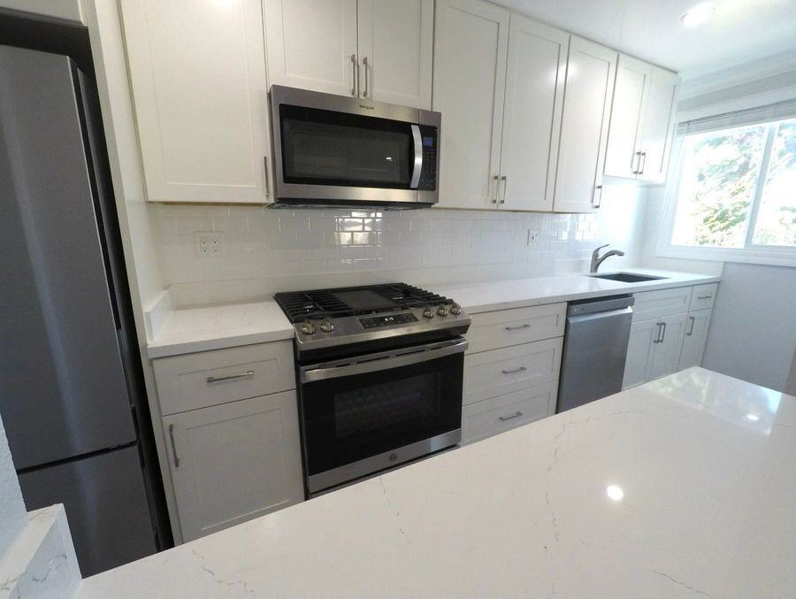 1925 10th St #12 - Photo 3 of 7