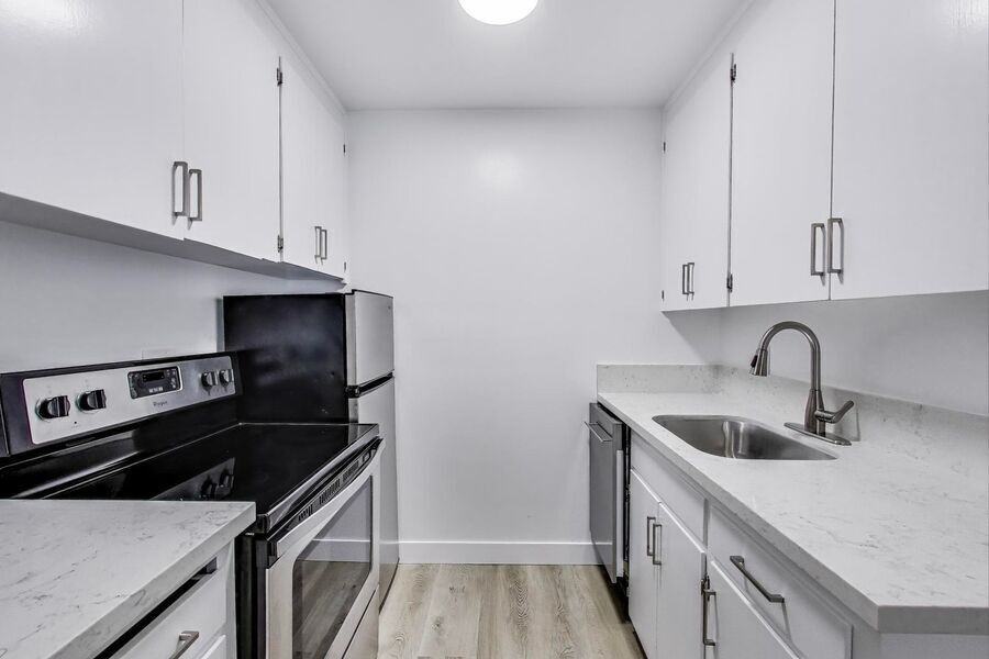 187 Montecito Ave #303 - Photo 4 of 17