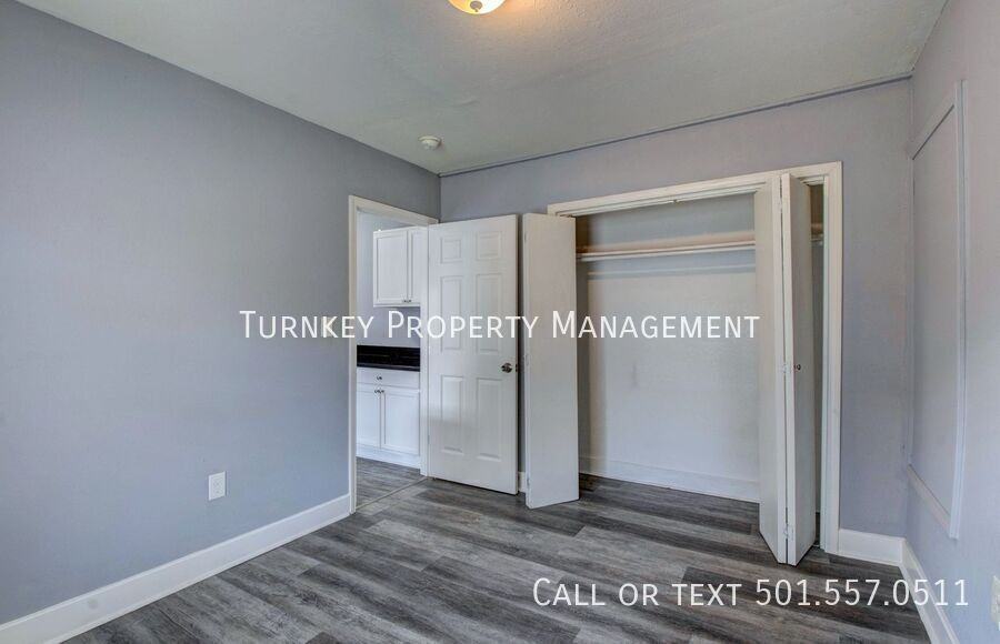 1502 Sycamore St #B - Photo 5 of 10