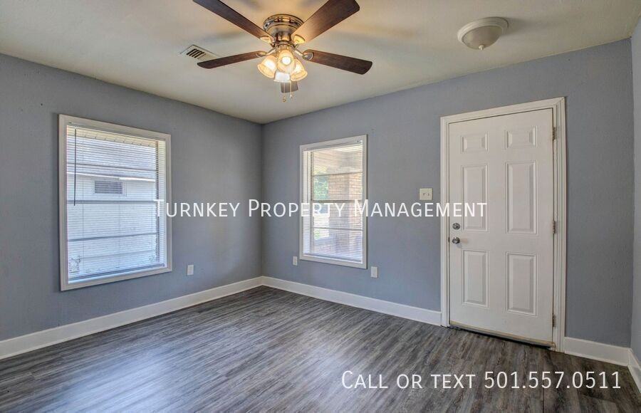 1502 Sycamore St #B - Photo 7 of 10