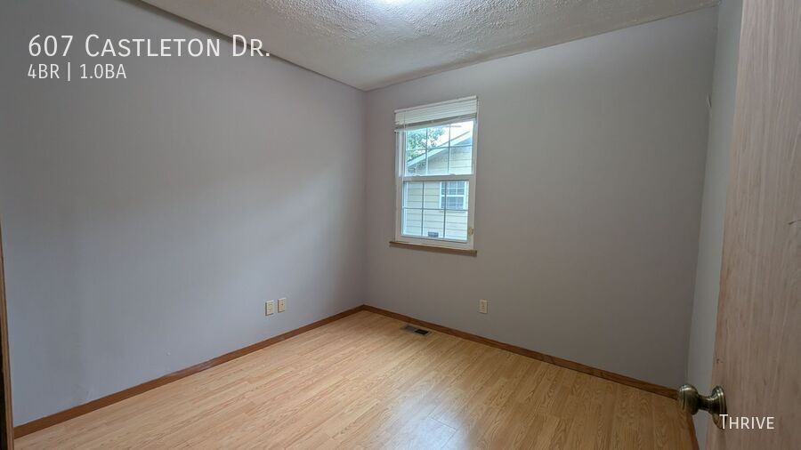 607 Castleton Dr - Photo 6 of 7