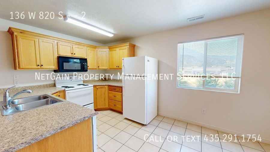 136 W 820 S #2 - Photo 5 of 10
