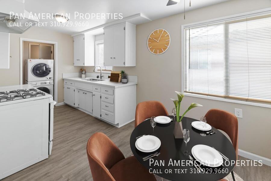 110 W Market St #7 - Photo 3 of 23