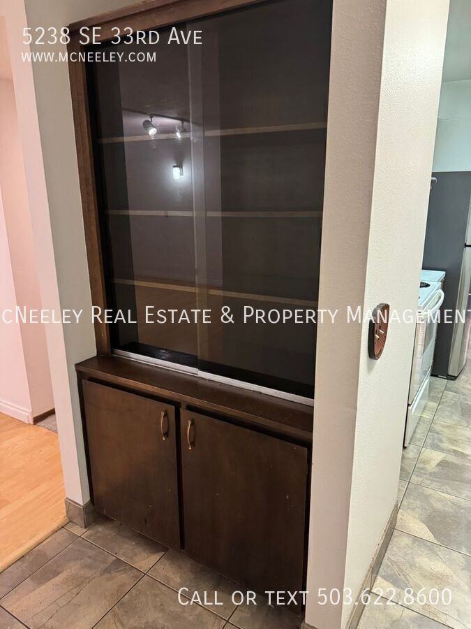 5238 Se 33rd Ave - Photo 3 of 18