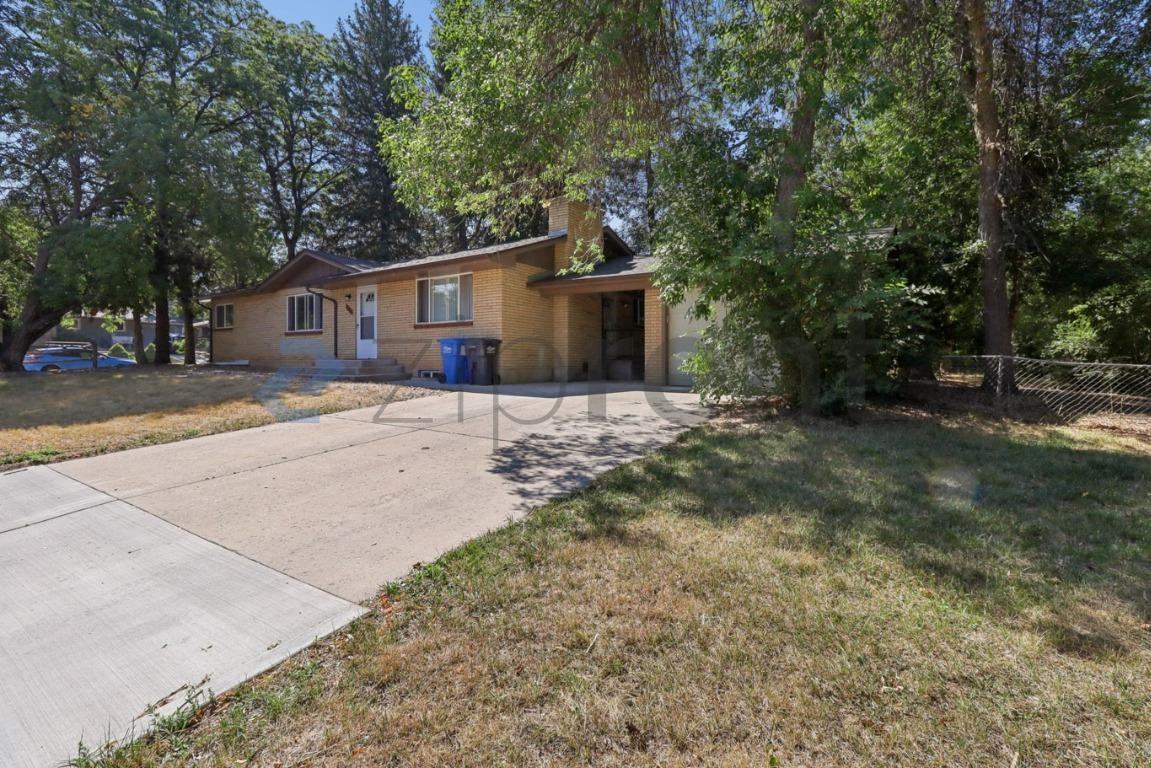 633 E Stuart St - Photo 4 of 27