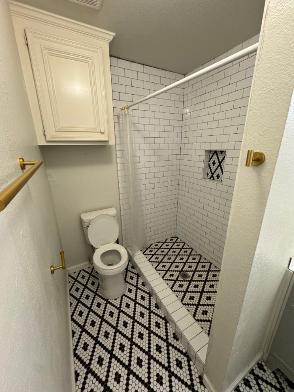 905 Avenue K - Photo 7 of 16