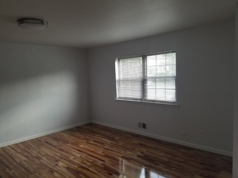 804 - Photo 2 of 34