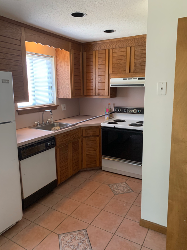 600 Clark Ave #33 - Photo 7 of 12