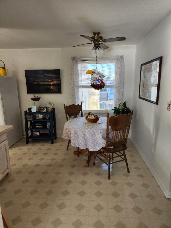 1319 S 1st Ave - Photo 5 of 19