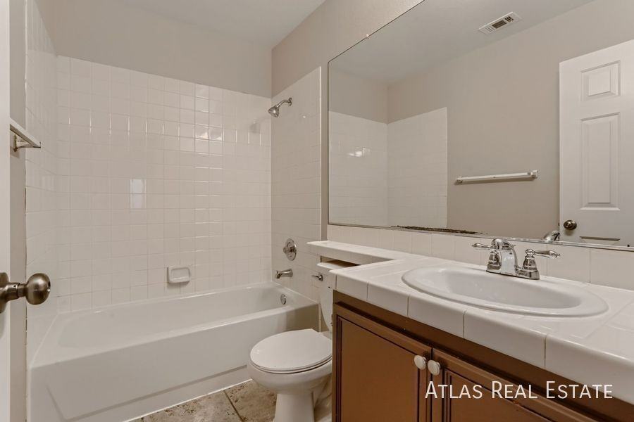 8336 Cabin Peak St - Photo 6 of 18