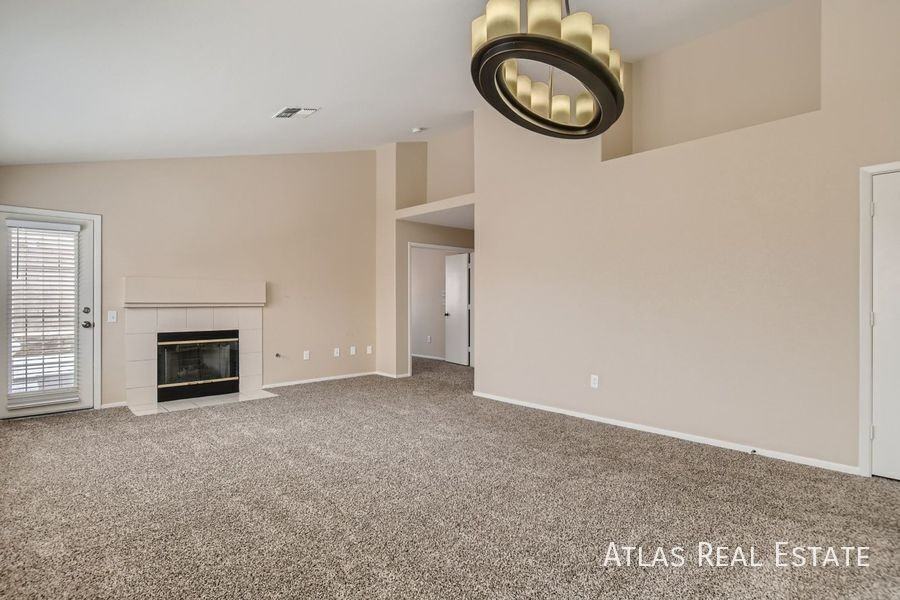 4405 Sandhorse Ct - Photo 4 of 17