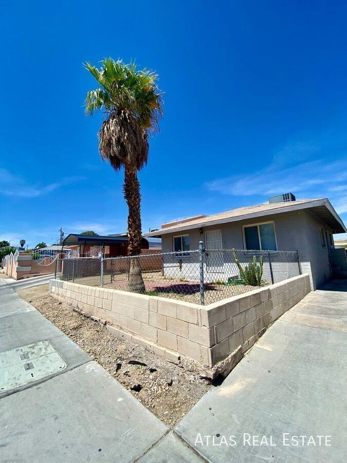 1641 Stewart Ave - Photo 2 of 6