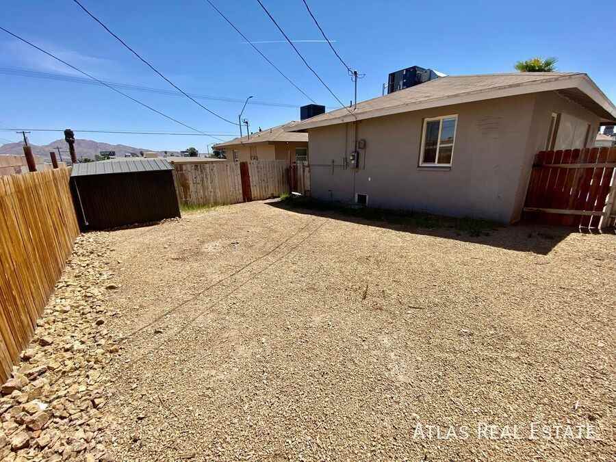 1641 Stewart Ave - Photo 4 of 6