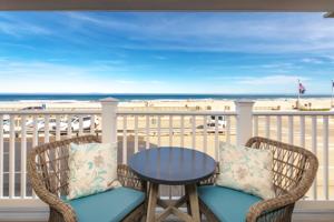 featured image of 315 Ocean Blvd #203