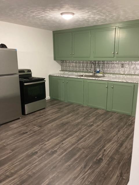 77 Main St #3 - Photo 2 of 4