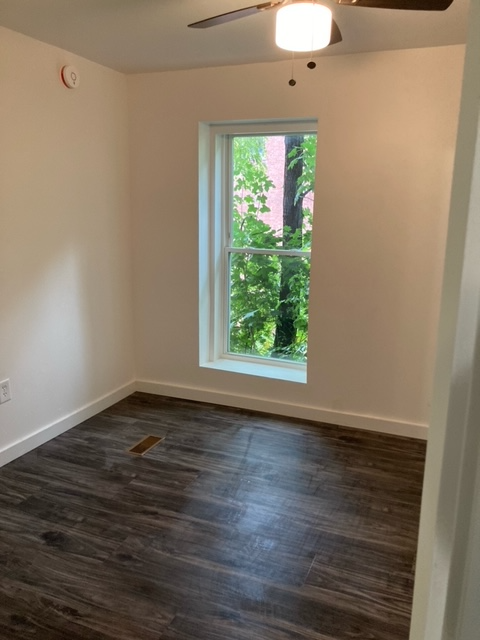 77 Main St #3 - Photo 4 of 4