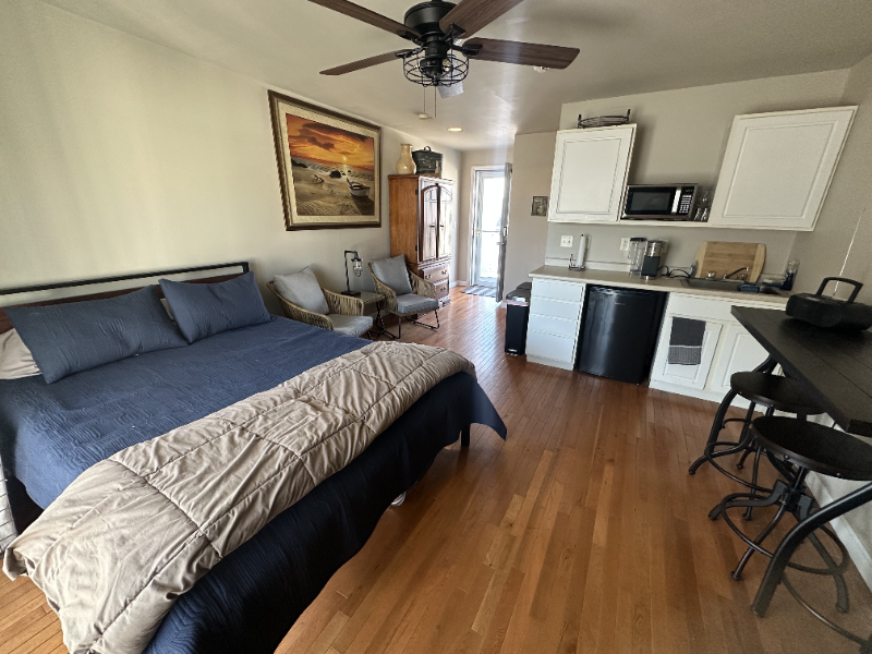 6 Ashworth Ave #36 - Photo 3 of 13