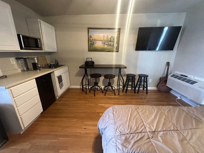 6 Ashworth Ave #36 - Photo 7 of 13